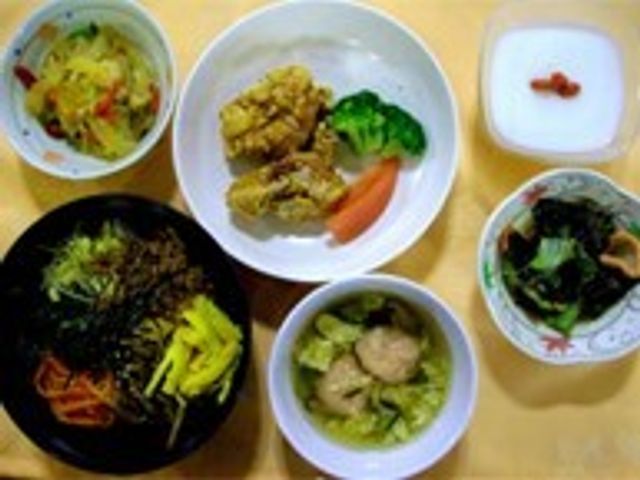 外食をしなくてもお好みのものを召し上がっていただけるよう、選択メニューをご用意しております。