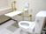 両側に手すりが付いているトイレの様子。緊急コールが取り付けてあるトイレ