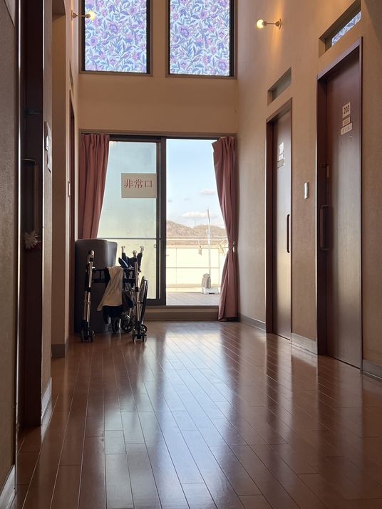 居室のすぐそばにある非常口