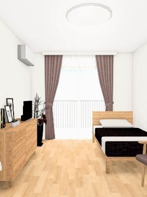 寝具付きのベッドがあり、木製のタンスやエアコンが設置され、大きな窓にはブラウンのカーテンが付いている。