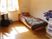 お部屋にはご愛用のものをお持ちいただけます。広々と日当たりの良いワンルームで気持ちよくお過ごしください。