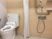 シャワースペースとトイレの様子。高齢者用の設備を写した写真