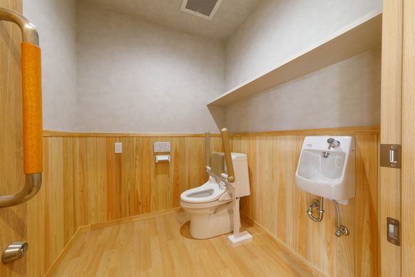 共用のトイレ