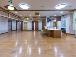 広い共用スペースの内観  