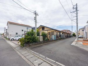 閑静な住宅街の外観