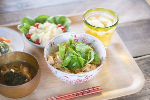 美しい料理のテーブル