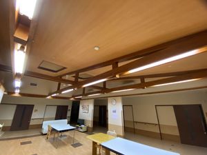 多目的室の明るい空間