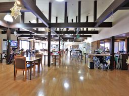 ゆったりした共用ラウンジ