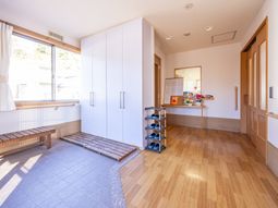 明るい施設の居室
