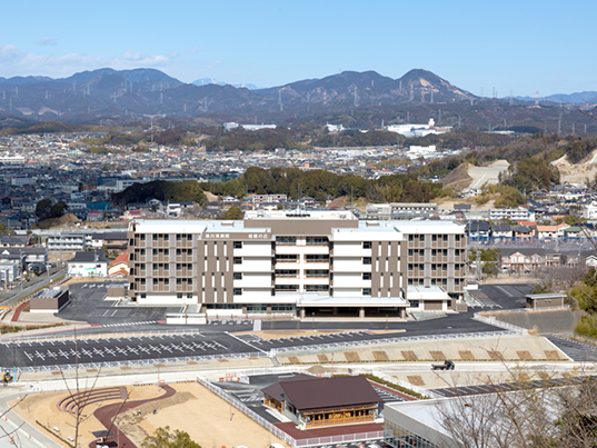 介護老人保健施設 桔梗の丘の外観