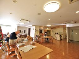 共用スペースの明るい情景