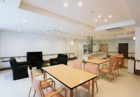 明るいスペースのラウンジ