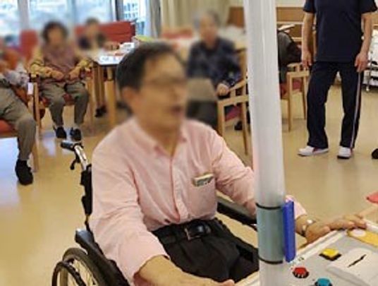 活動を楽しむ人々が集うスペース