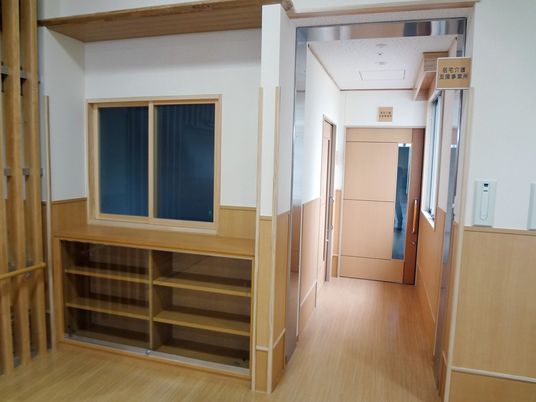 静かな廊下