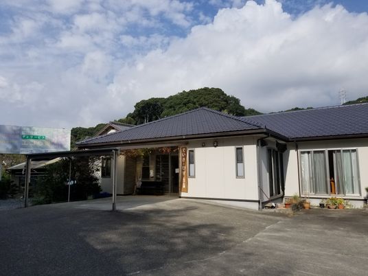 住宅風の外観