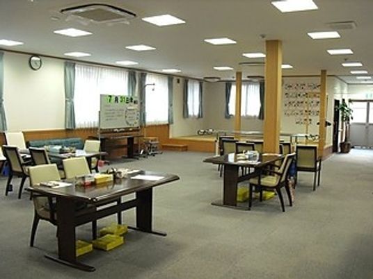 活動的な空間の室内