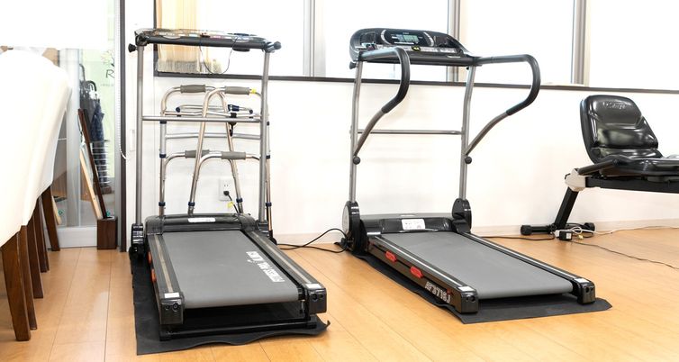 訓練機器の部屋