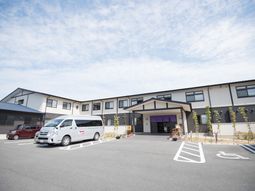 清潔な施設のエントランス