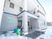 施設の入口と外観