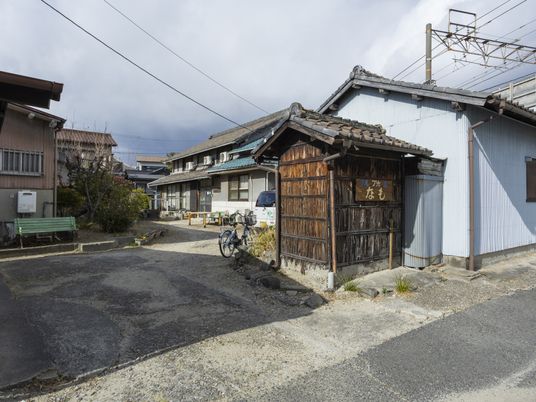落ち着いた外観