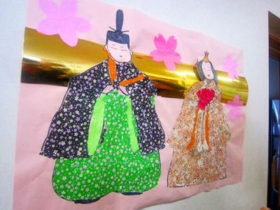 ひな祭りの壁飾り