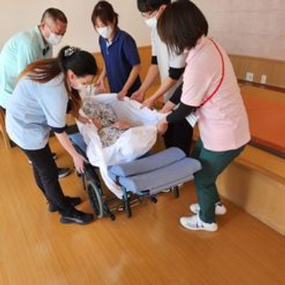 リビングでの介助