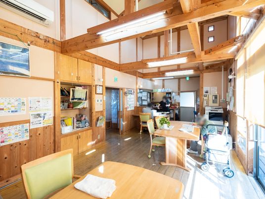 木のぬくもり感じる応接スペース