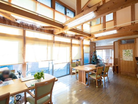 木目調ダイニングルーム