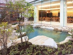 美しい庭園の中庭