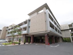 建物外観のモダンな構造