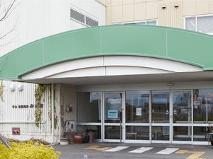 施設の出入口  