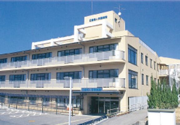 3階建ての建物外観