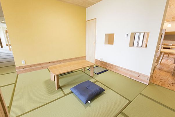 やさしい雰囲気の和室