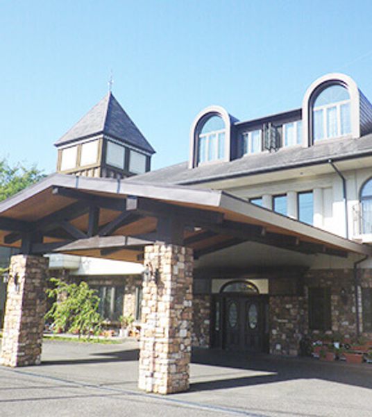 趣ある入口の外観