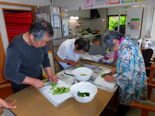 料理支援中の様子