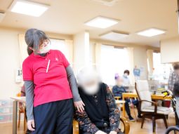 スタッフと利用者の共同生活空間