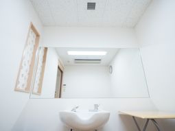 清潔感ある洗面スペース