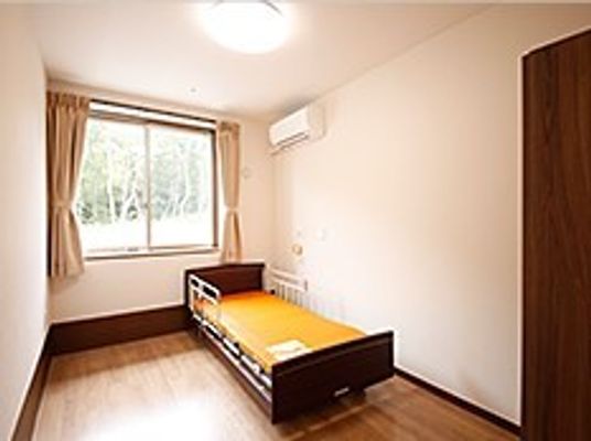 明るい個室居室