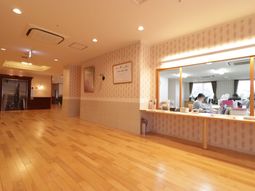 明るいフロントエリア