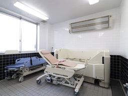 清潔な浴室と設備