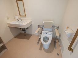 バリアフリートイレ設備