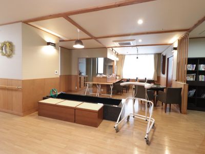 暖かみのある共用スペース