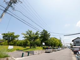 緑豊かな中庭