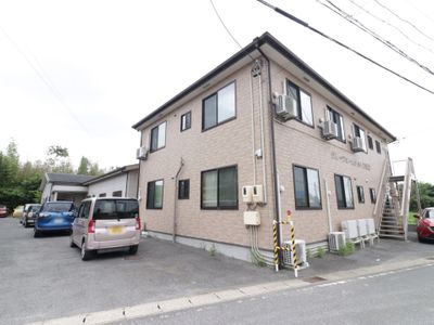 清潔感のある建物の外観