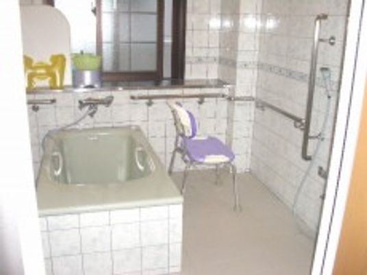 介護の現場となるバスルーム設備