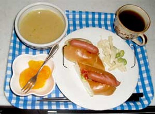 手作り料理の食事提供