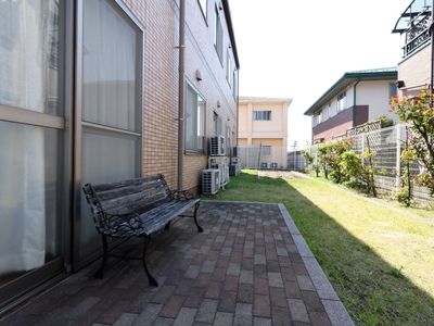清潔感ある中庭空間