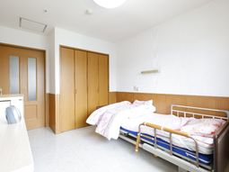 清潔な個室の居室