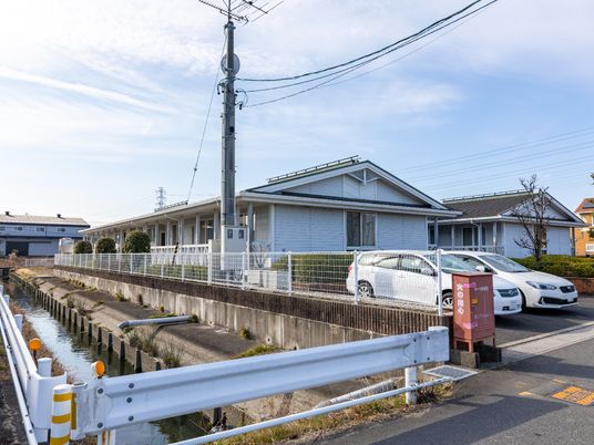 平屋建ての外観