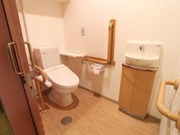 バリアフリートイレ